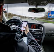 Decizie oficială UE: Se introduce permisul de conducere digital! Documentul, disponibil pe telefonul mobil